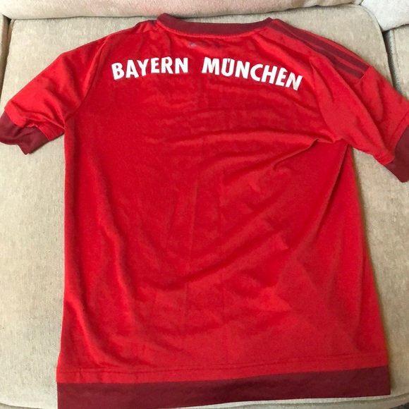 FC Bayern Munchen Jersey - Picture 2 of 4
